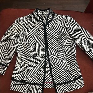 Cato Black and White Zigzag Women's quilted jacket Blazer